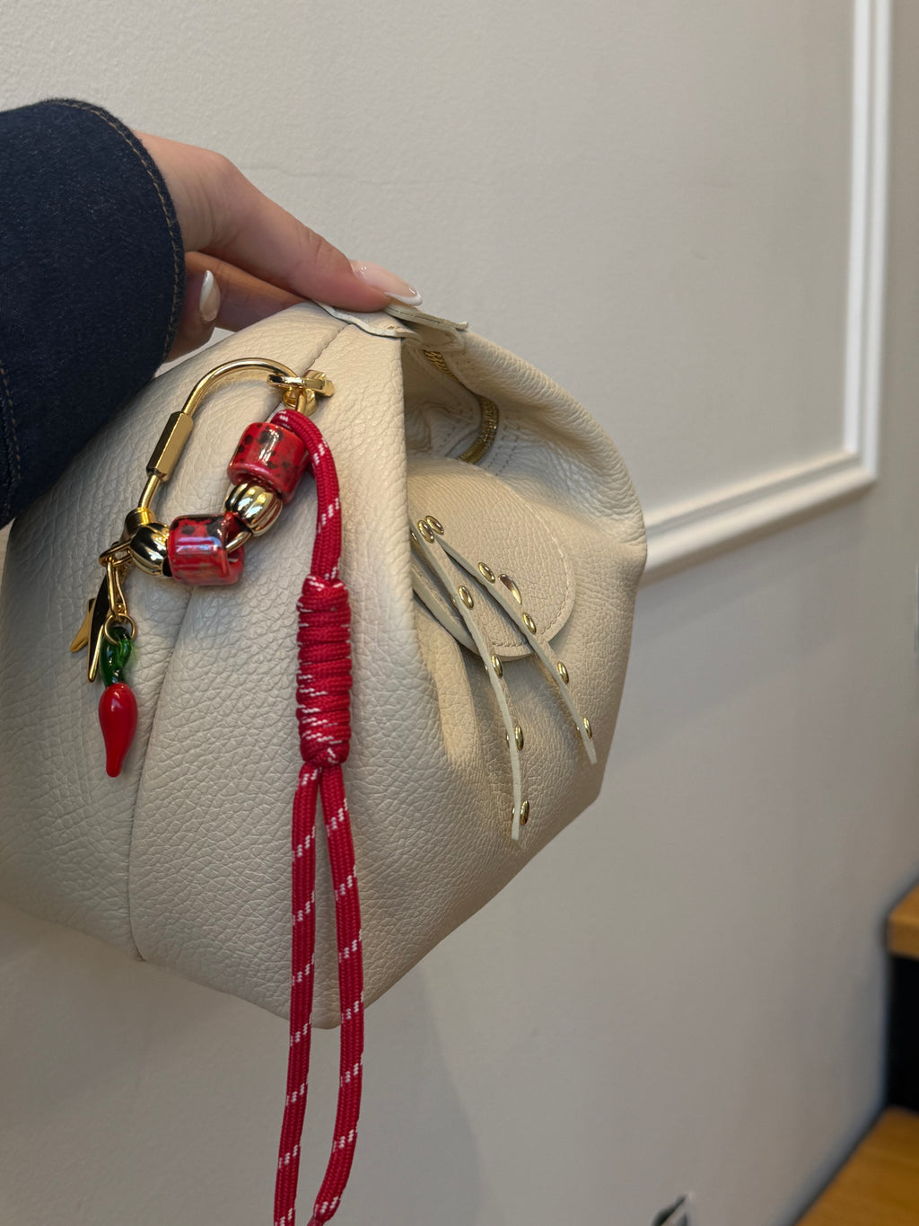 Fiona Charm Clip